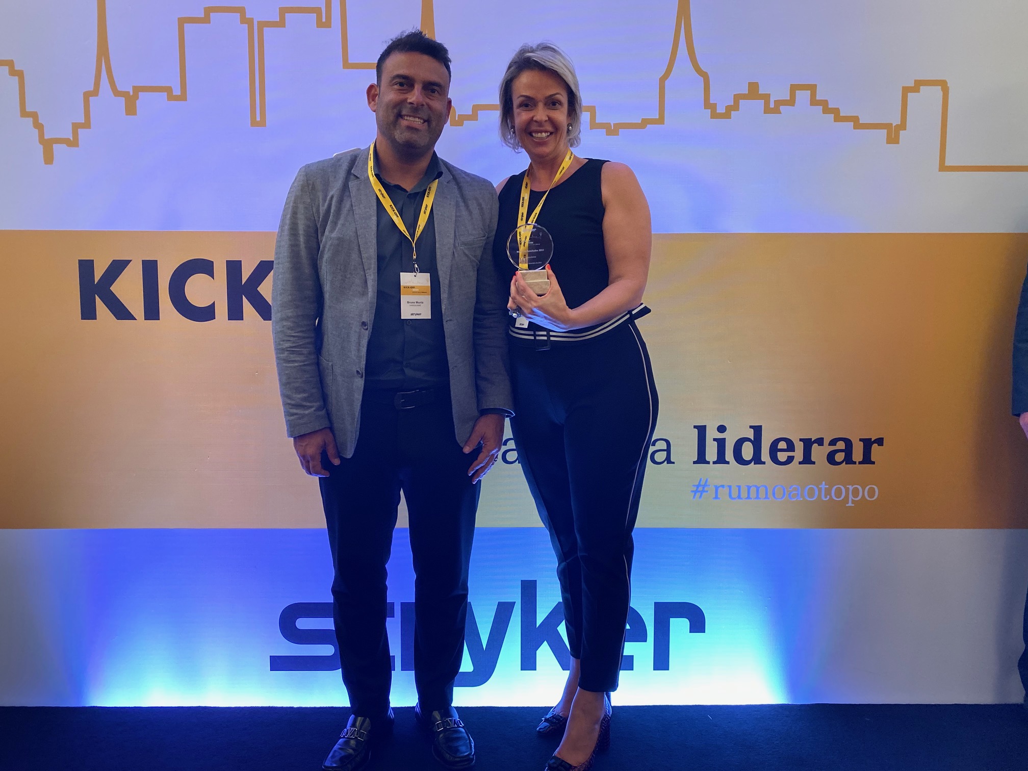 Melhor distribuidor Stryker 2019 – Linha Neuro-1